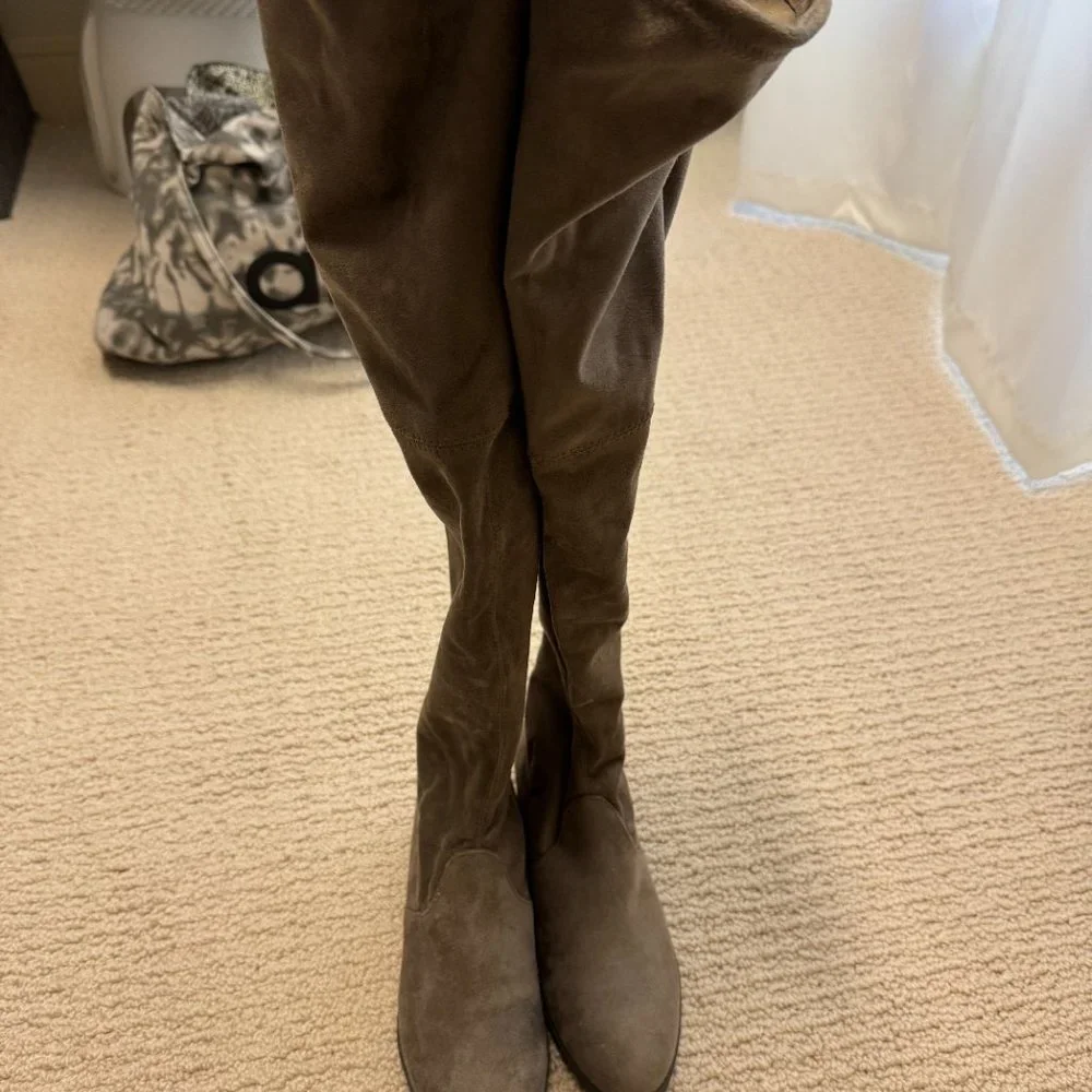 Over the Knee Faux Suede Boots - Picture 5 of 7